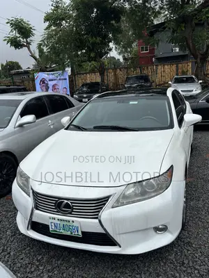 Lexus ES 350 FWD 2014 White