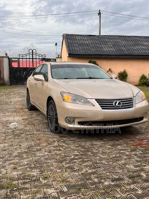 Lexus ES 350 2012 Gold