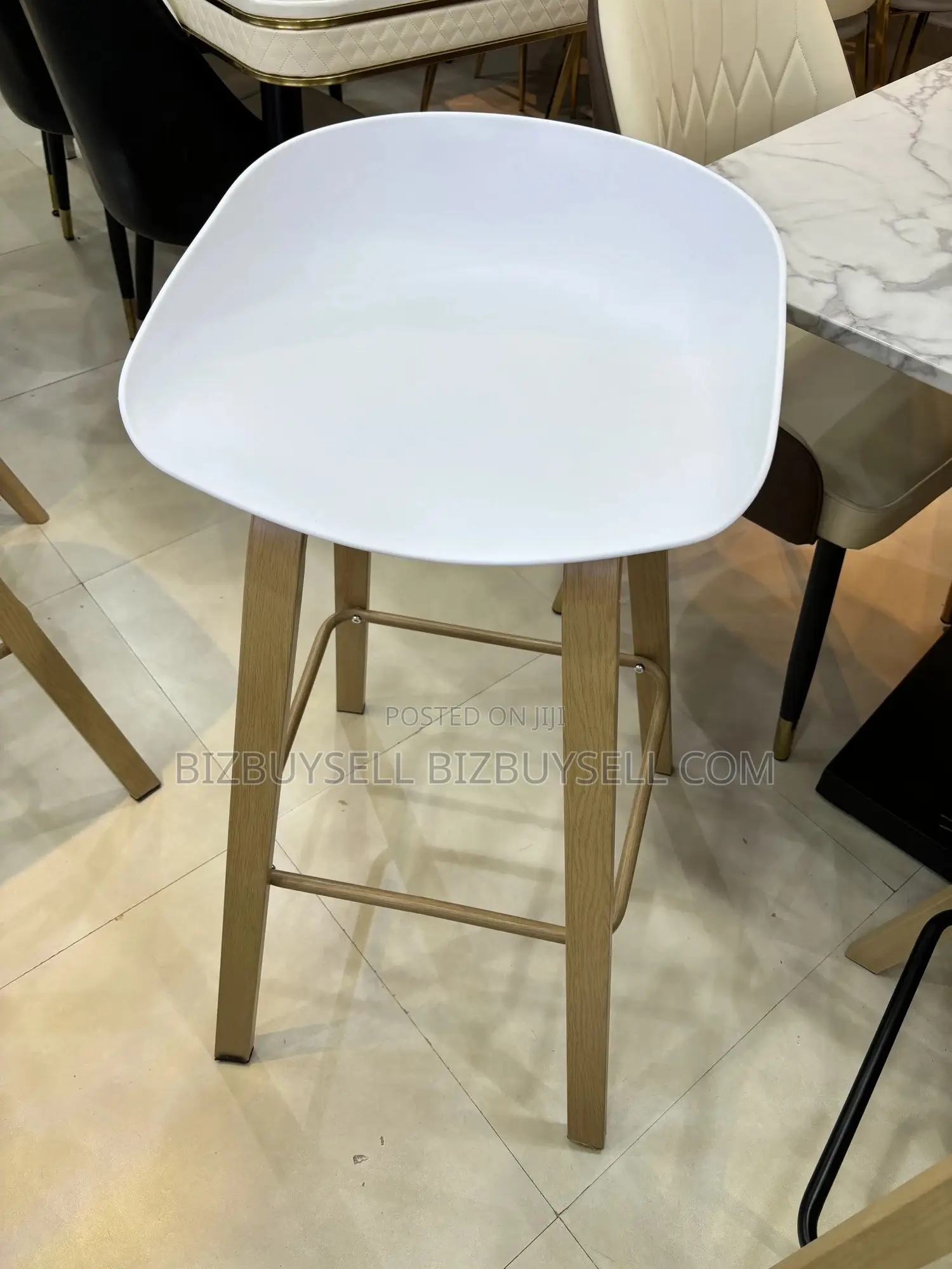 Bar Stool With Metal Legs