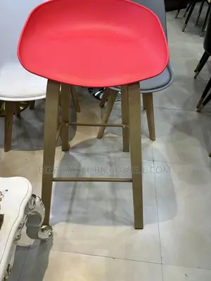 Bar Stool With Metal Legs