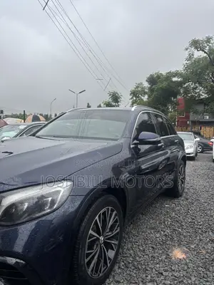 Mercedes-Benz GLC-Class 2017 Blue