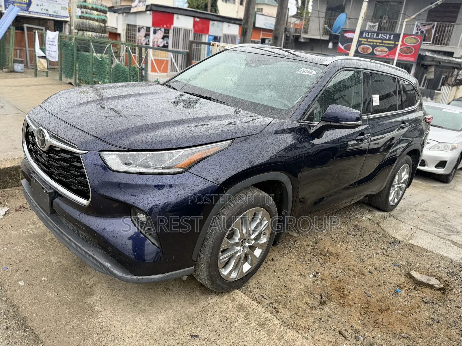Toyota Highlander Limited 2021 Blue