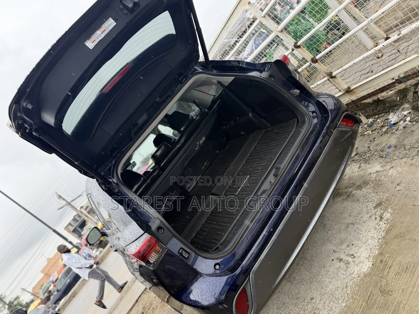 Toyota Highlander Limited 2021 Blue