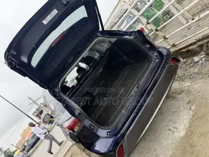 Toyota Highlander Limited 2021 Blue
