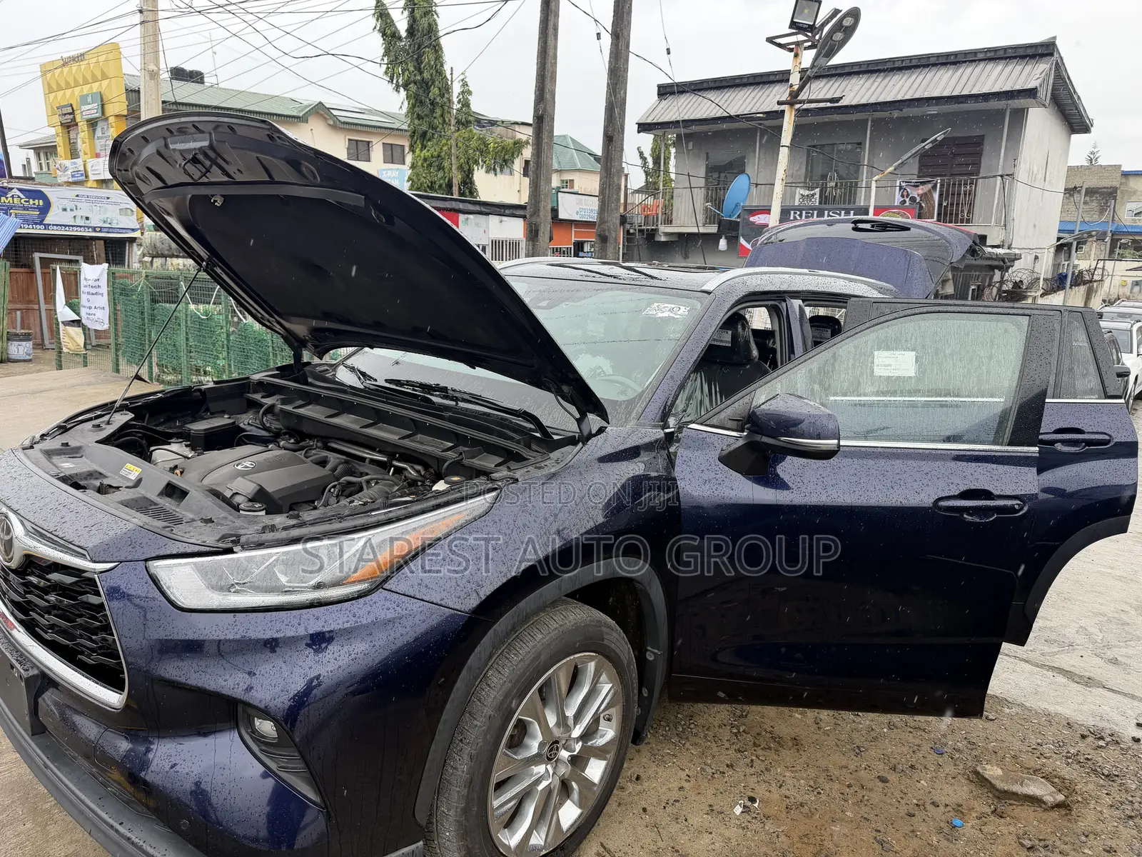 Toyota Highlander Limited 2021 Blue