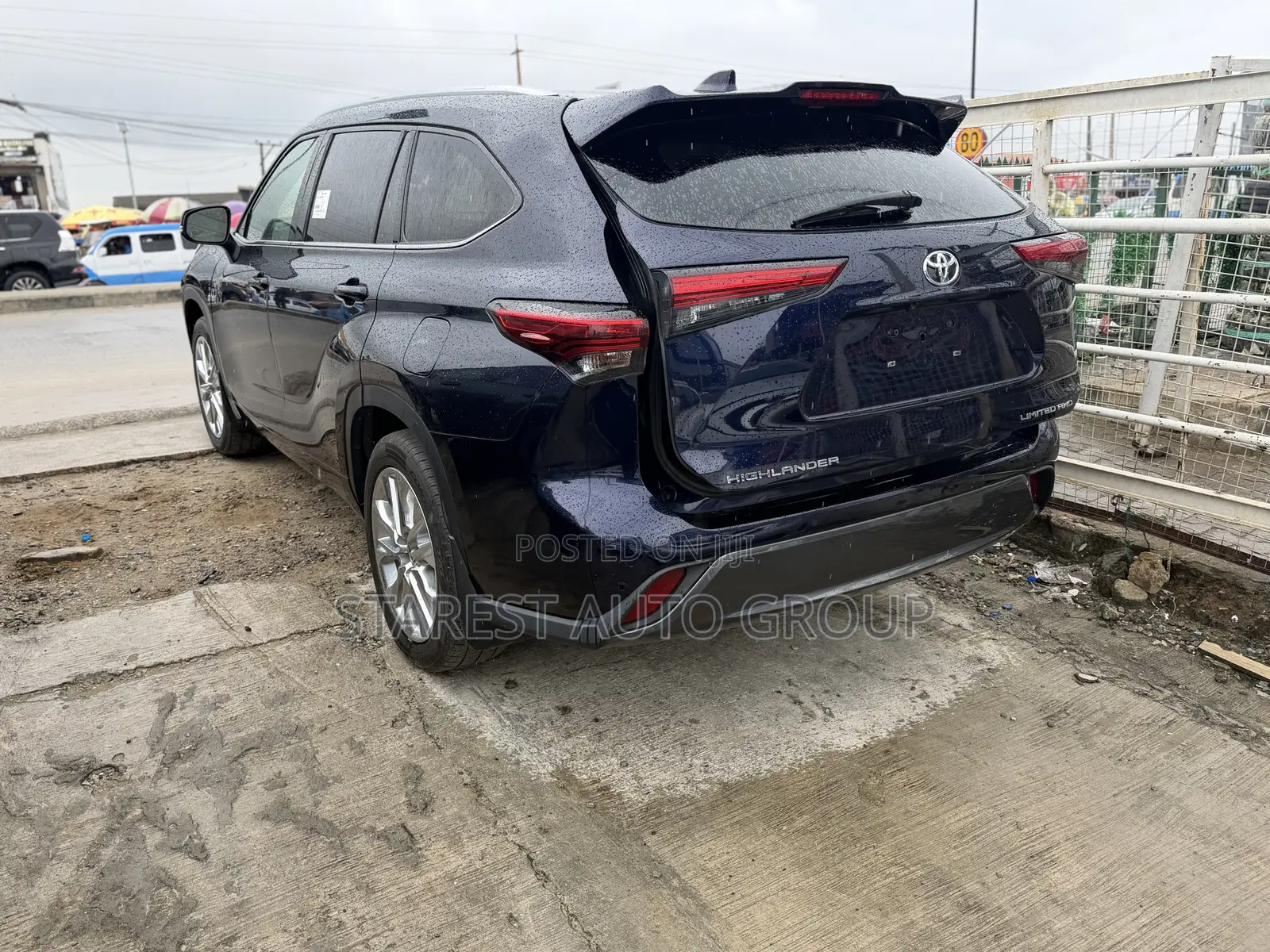 Toyota Highlander Limited 2021 Blue
