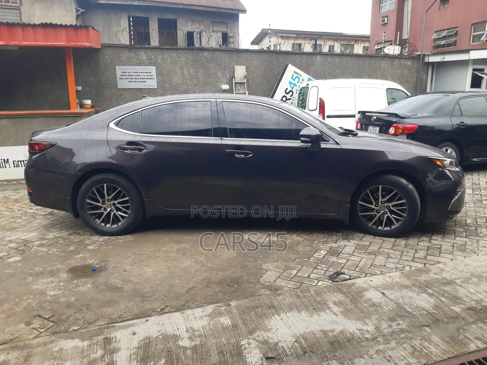 Lexus ES 2013 Burgandy
