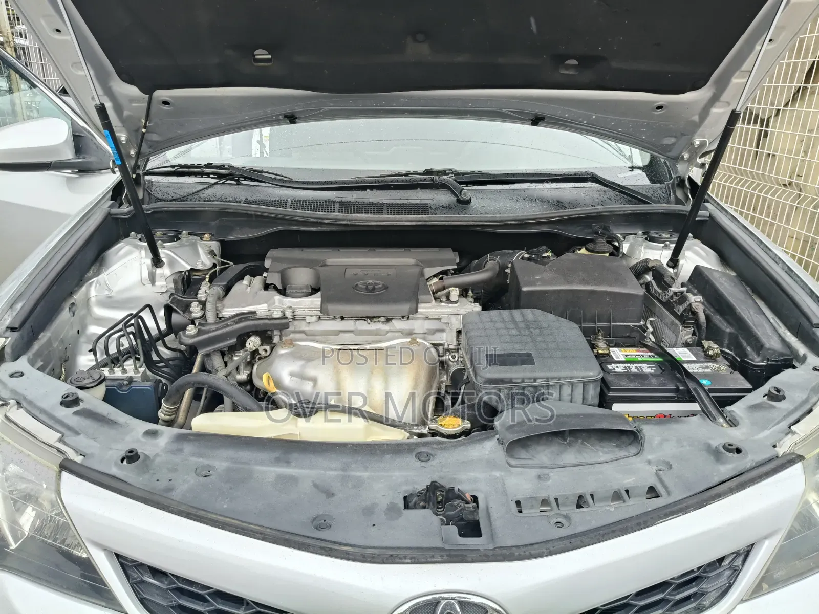 Toyota Camry 2014 Silver