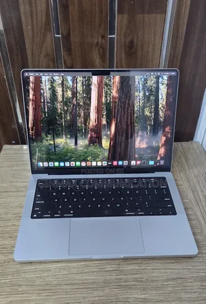 Laptop Apple MacBook Pro 2023 M3 Pro 18GB Apple M3 Pro SSD 1T