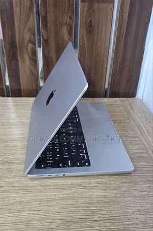 Laptop Apple MacBook Pro 2023 M3 Pro 18GB Apple M3 Pro SSD 1T