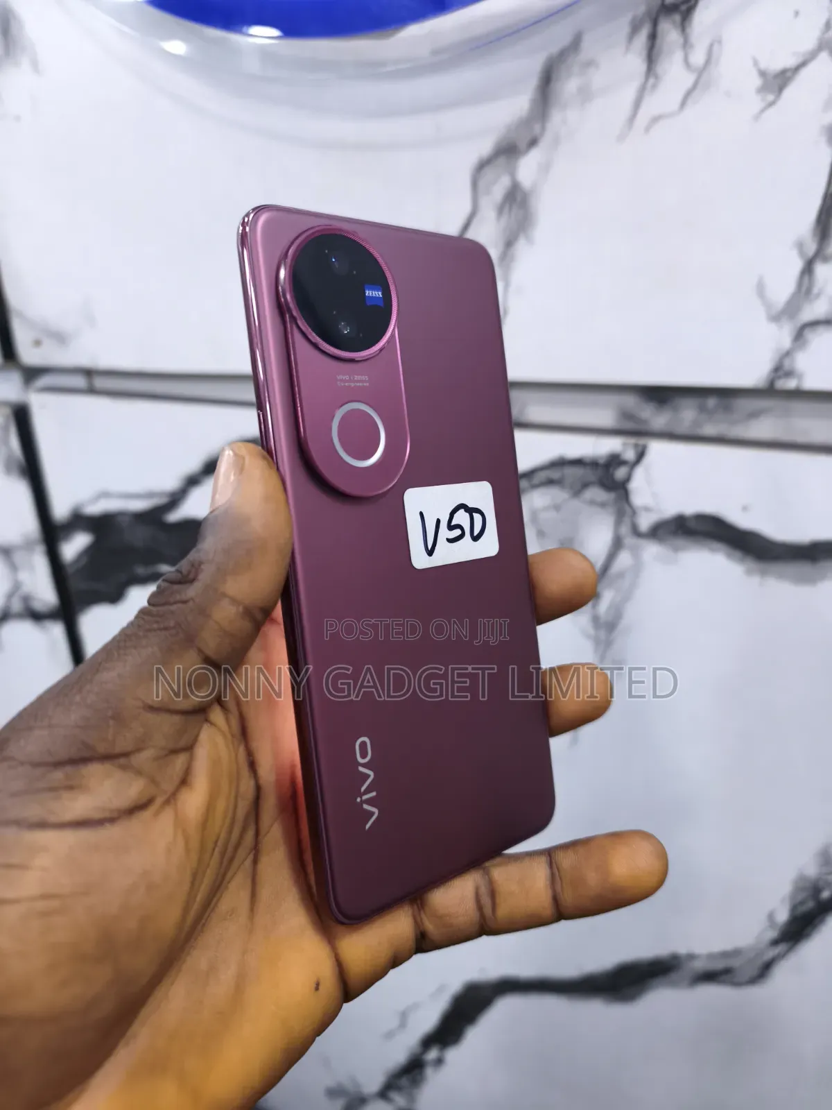 Vivo V50 256 GB Red