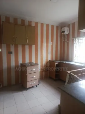 3bdrm Apartment in Ikate, Lekki Phase 1 for rent