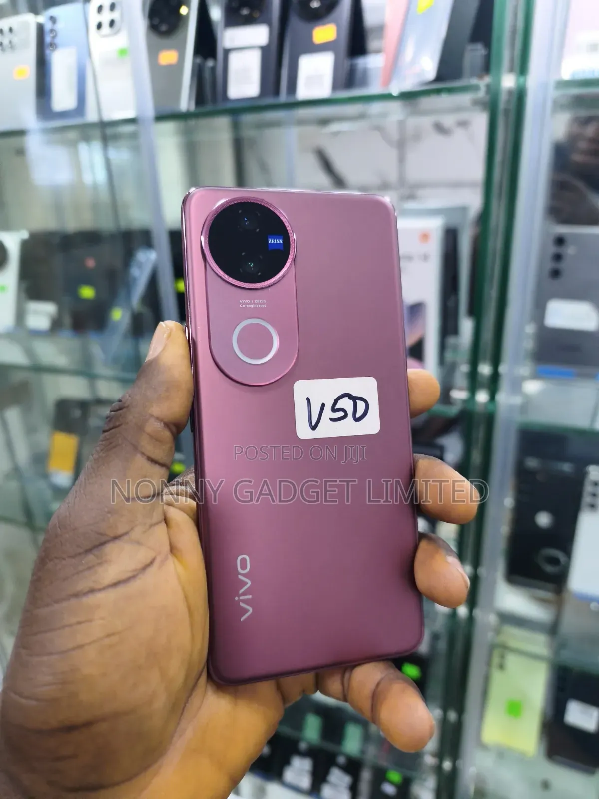 Vivo V50 256 GB Red