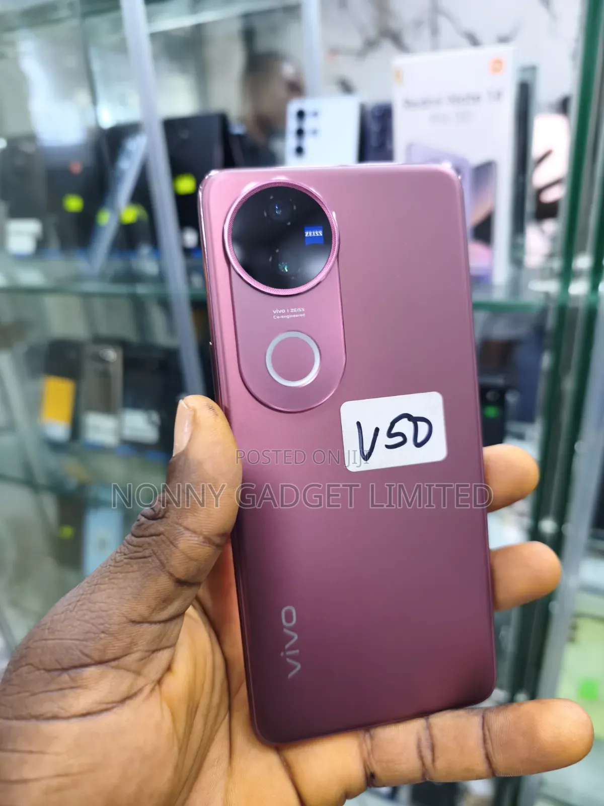 Vivo V50 256 GB Red