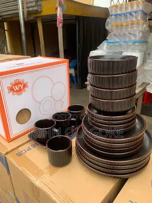 21PC WY Stoneware Dinner Set.