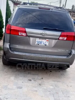 Toyota Sienna 2005 Gray
