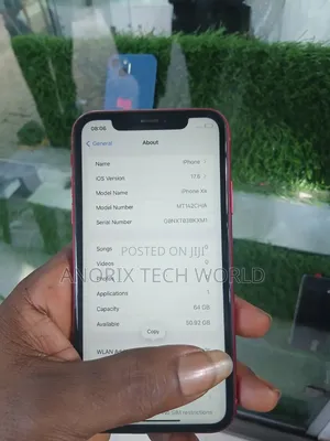 Apple iPhone XR 64 GB Red