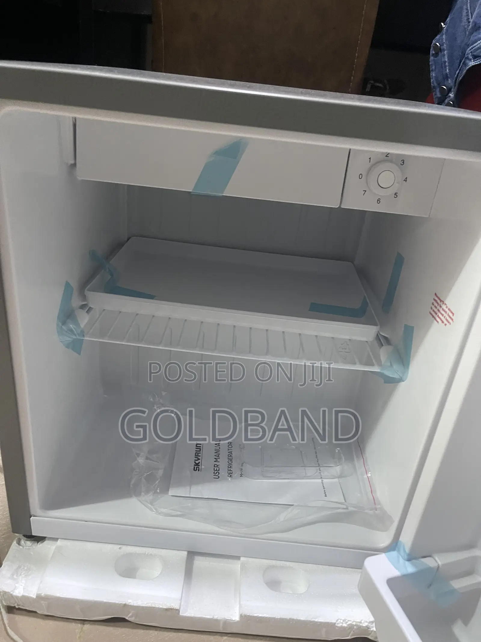 Skyrun BCD-50HW 48L Convenient Mini Fridge