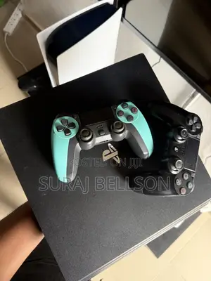 PS4 Slim With 2 Pads