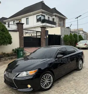 Lexus ES 2015 Black