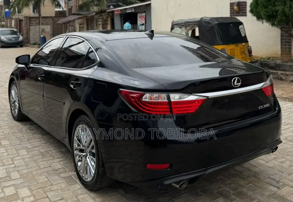 Lexus ES 2015 Black