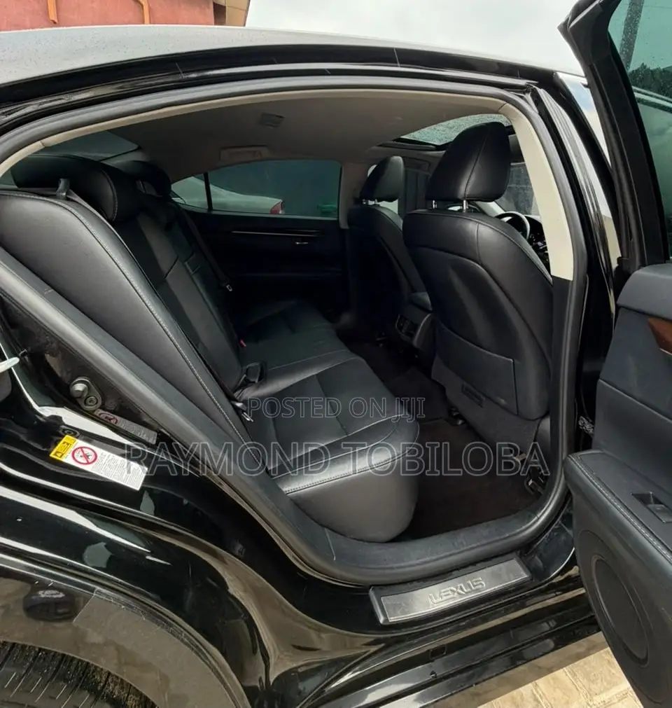 Lexus ES 2015 Black