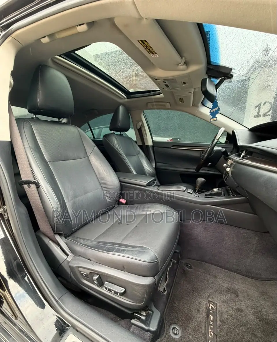 Lexus ES 2015 Black