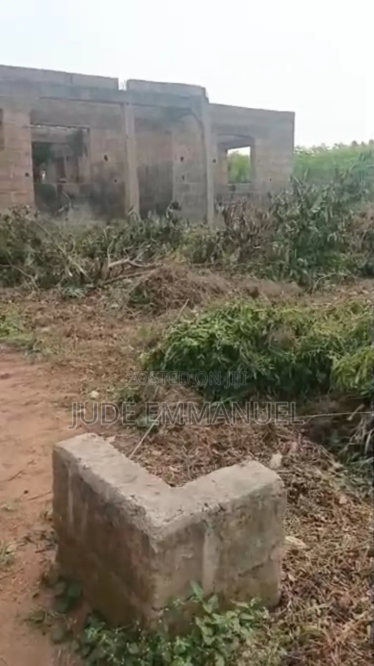 Uncompleted 3bedroom