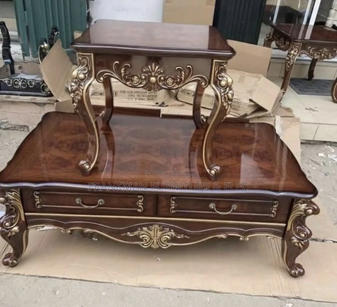 Center Table 2-Stools