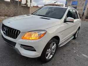Mercedes-Benz M Class ML 350 4Matic 2013 White