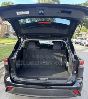 Toyota Highlander LE 2022 Black
