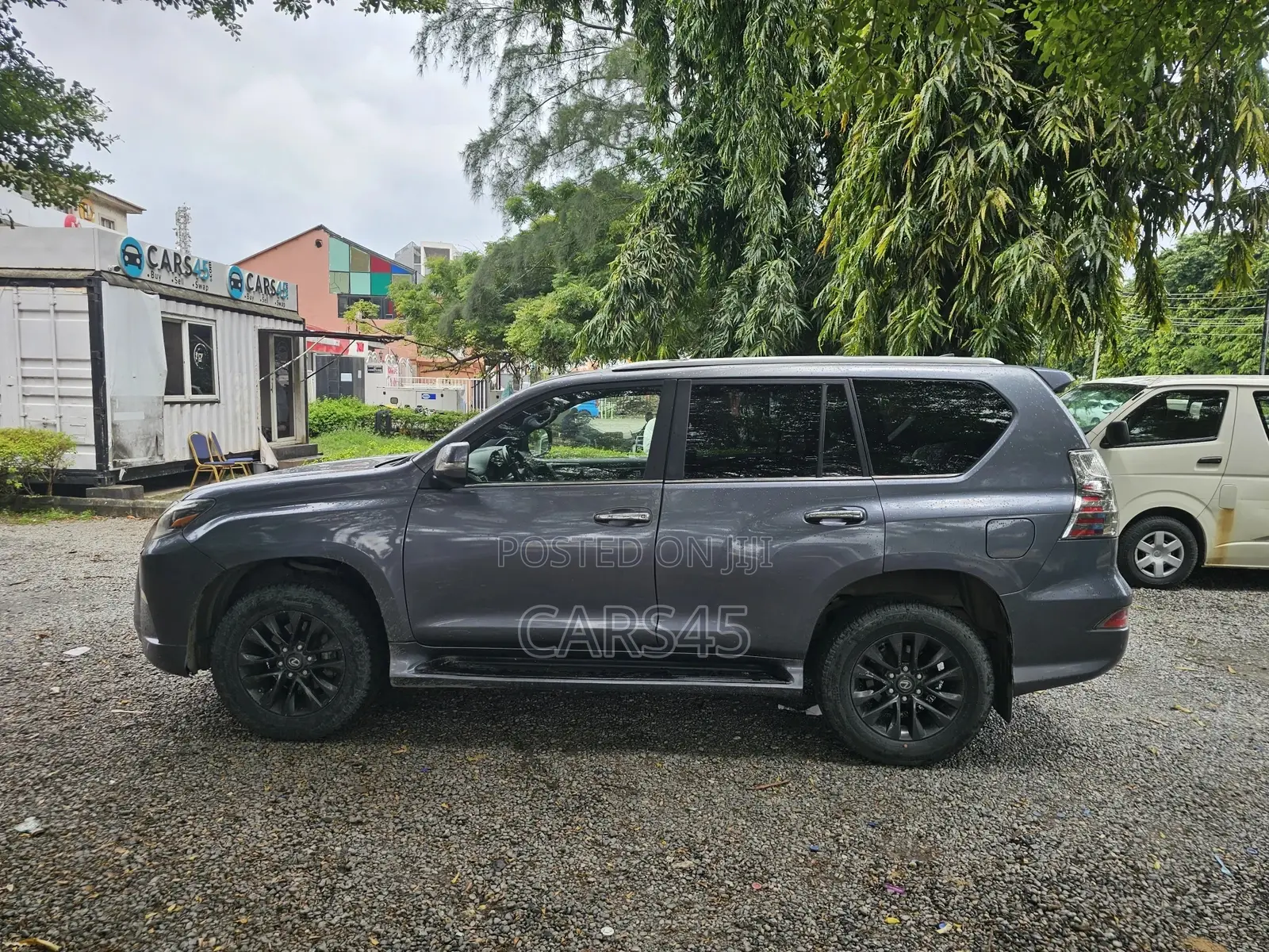 Lexus GX 460 Base 2020 Gray