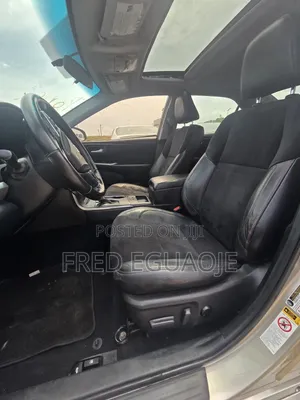 Toyota Camry XSE 4dr Sedan (2.5L 4cyl 6A) 2015 Gold