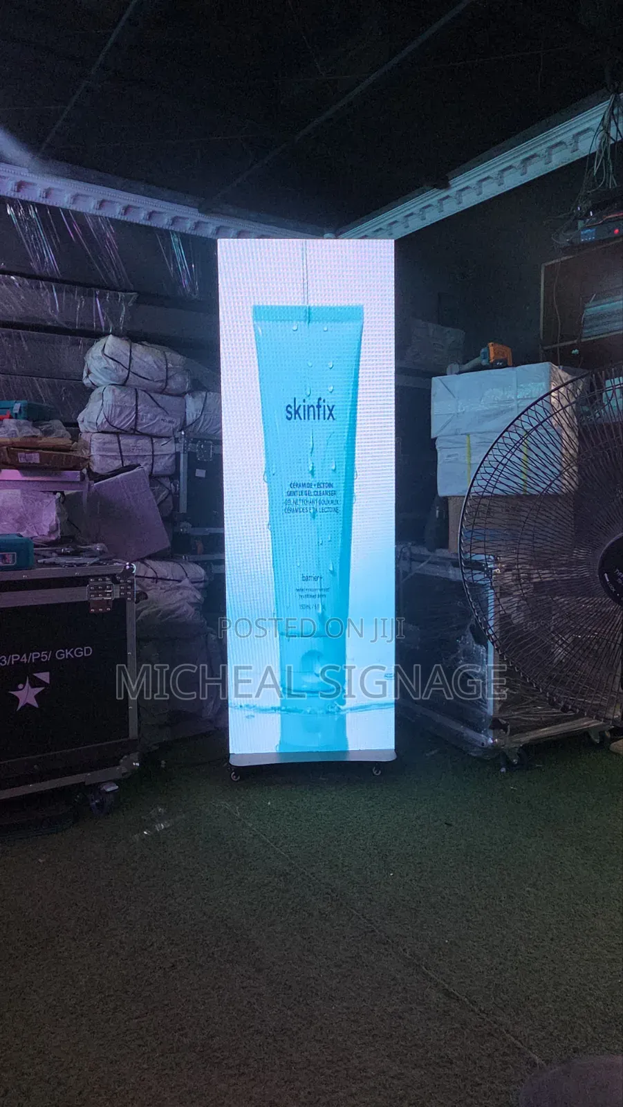 Standing Led Advert Screen