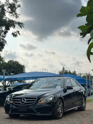 Mercedes-Benz E350 Base 4Matic Sedan AWD (3.5L 6cyl 7A) 2014 Black
