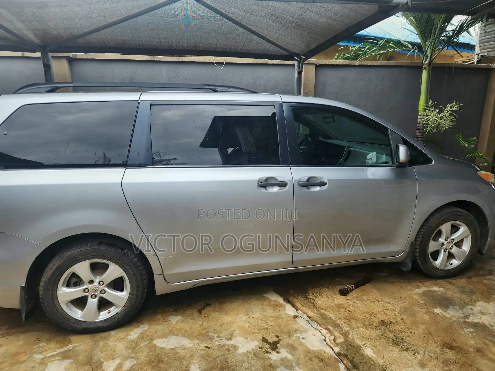 Toyota Sienna 2017 Gray