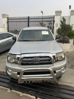 Toyota Tacoma Double Cab V6 Automatic 2010 Silver