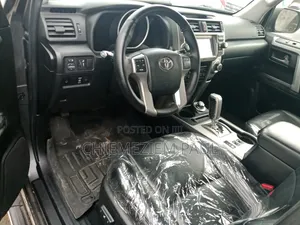 Toyota 4-Runner SR5 4X4 2013 Gray
