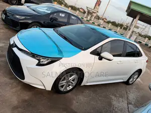Toyota Corolla 2022 White