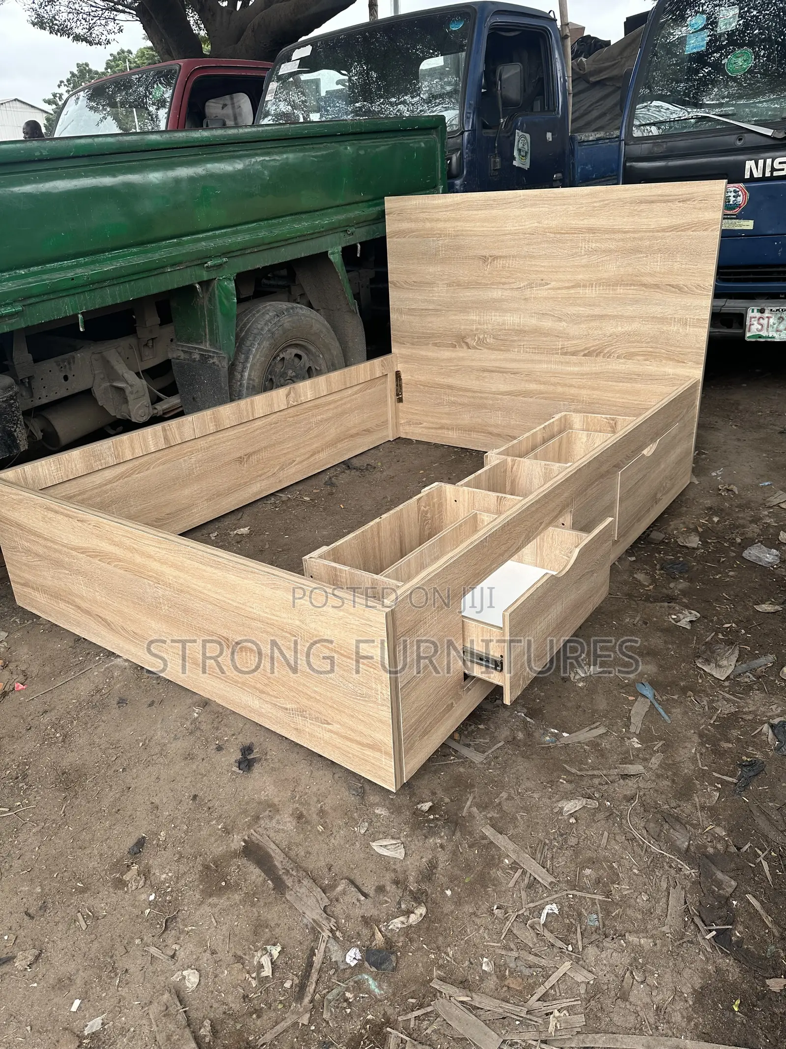 4.5 X 6ft Storage Bed Frame (Hdf)