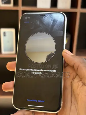 Apple iPhone XR 64 GB White