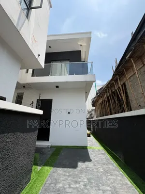 4bdrm Duplex in Off Lekki-Epe Expressway for sale