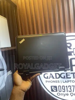 Laptop Lenovo ThinkPad 11e 4GB Intel Celeron HDD+SSD 72GB