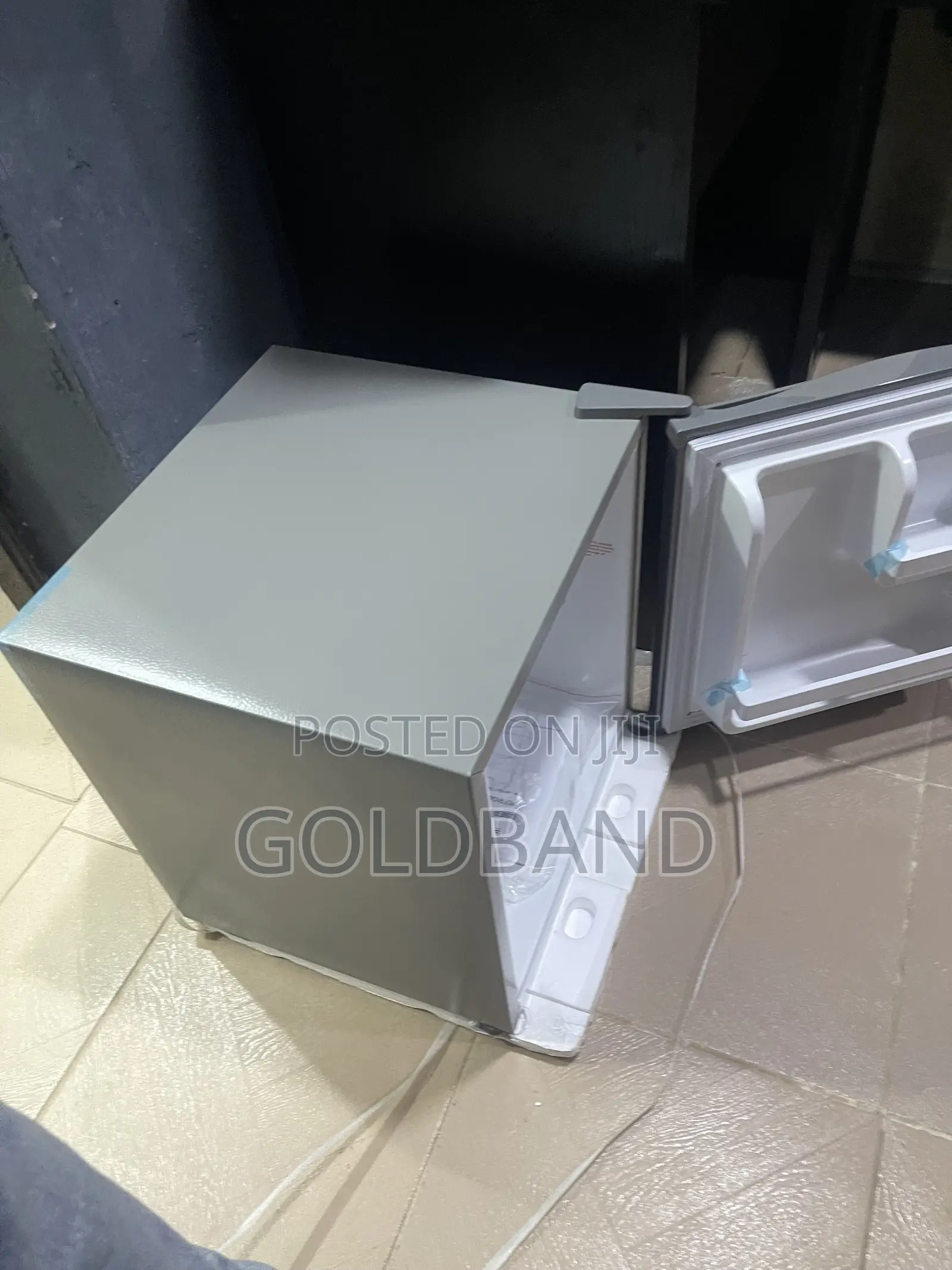 Skyrun 50L Practical Compact Bedside Fridge
