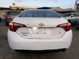 Toyota Corolla LE Eco Plus 4dr Sedan (1.8L 4cyl CVT) 2015 White