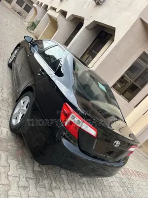 Toyota Camry SE 4dr Sedan (2.5L 4cyl 6A) 2012 Black