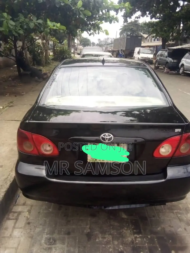 Toyota Corolla 2004 Black