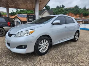 Toyota Matrix S Hatchback AWD (2.4L 4cyl 4A) 2010 Silver