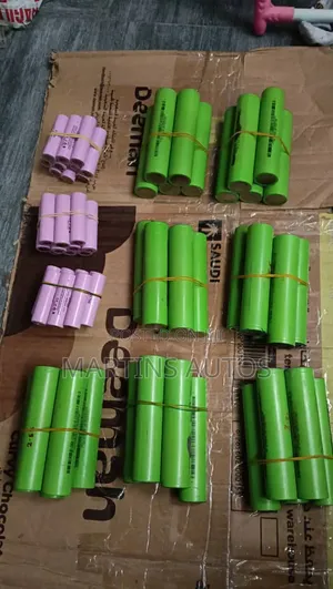 Cele Battery