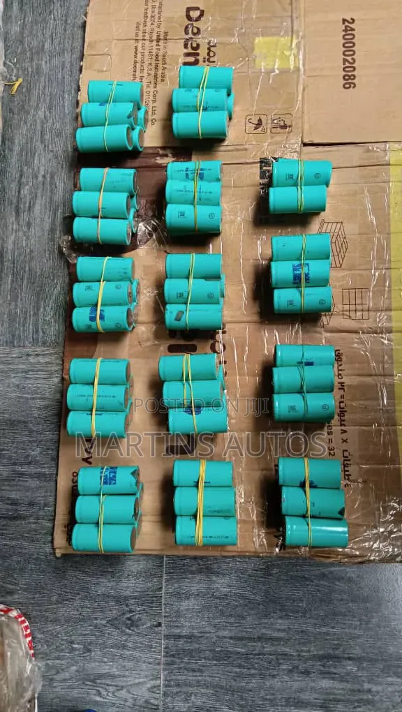 Cele Battery